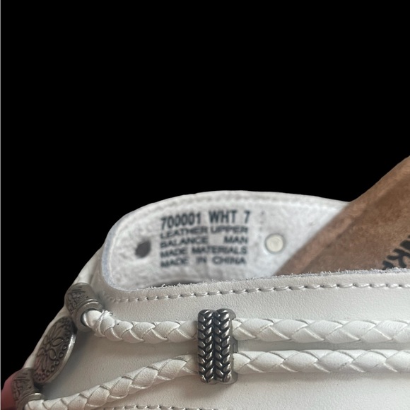 Minnetonka NEW White Leather Sandals size 7 - Picture 4 of 6